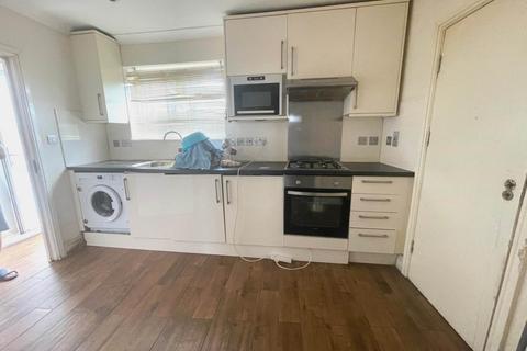 1 bedroom flat to rent, The Broadway, Southall