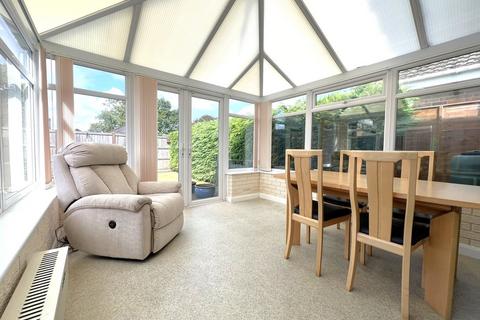 3 bedroom bungalow for sale, Darbys Close, Oakdale , Poole, BH15