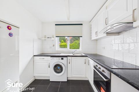 16 Fairhill, Hemel Hempstead, HP3 9UU