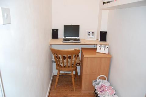 16 Fairhill, Hemel Hempstead, HP3 9UU