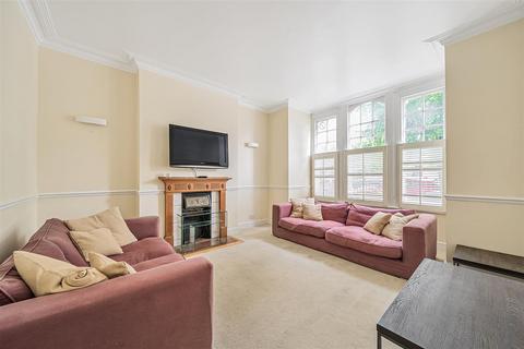 2 bedroom flat for sale, Chevening Road, London, NW6