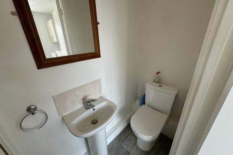 1 bedroom in a house share to rent, Halsway, HAYES UB3