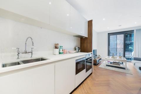 Studio to rent, Capital Building, Embassy Gardens, London, SW11