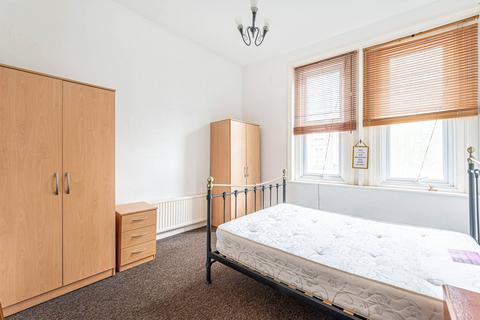 2 bedroom flat for sale, West End Lane, West Hampstead, London, NW6