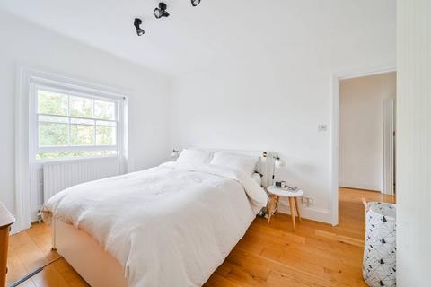 2 bedroom flat to rent, Gloucester Crescent, Camden, London, NW1