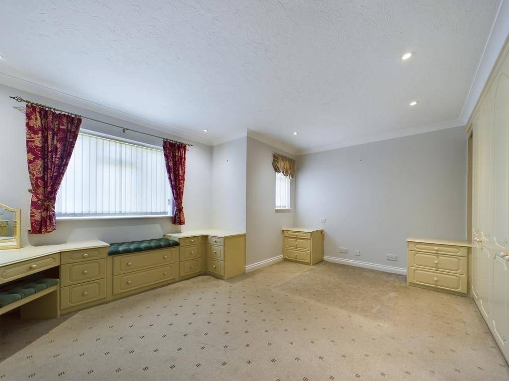 Main bedroom