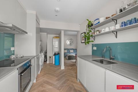 1 bedroom apartment to rent, Tadmor Street London W12