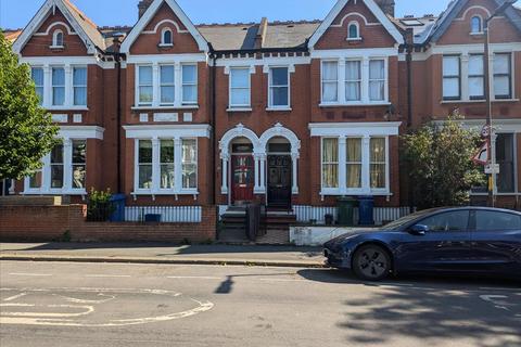 4 bedroom house to rent, Holmdene Avenue, Herne Hill, London, SE24
