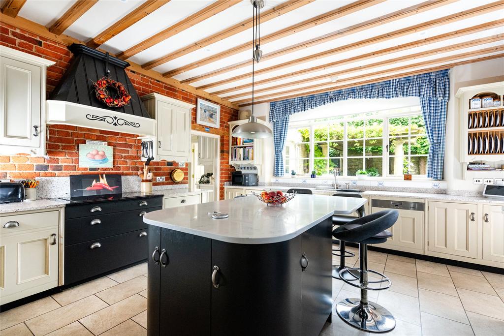 Kitchen/Breakfast