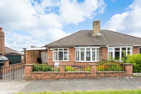 2 bedroom semi-detached bungalow for sale, Nursery Gardens, York, YO10