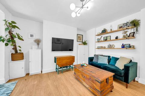 141a Courthill Road, London, SE13 6DR