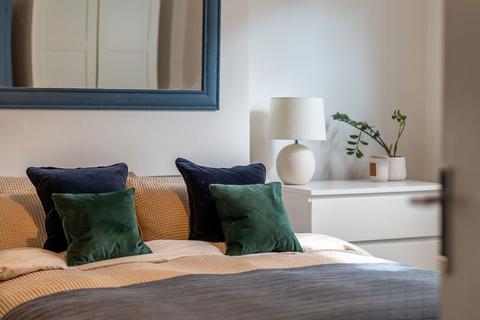 141a Courthill Road, London, SE13 6DR