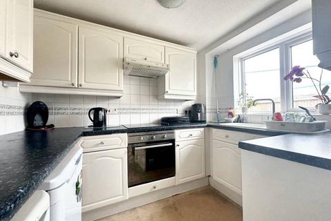 2 bedroom semi-detached house for sale, Jason Close, Peacehaven, BN10 8JZ