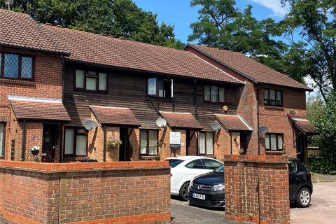 2 bedroom terraced house to rent, Wellers Close, Southampton SO40