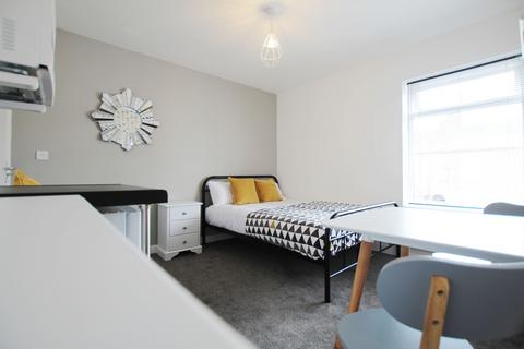 undefined, Waterloo Street, Burton upon Trent DE14