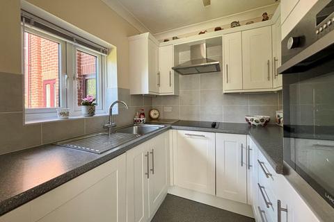 1 bedroom retirement property for sale, Wickham Road, Beckenham, BR3