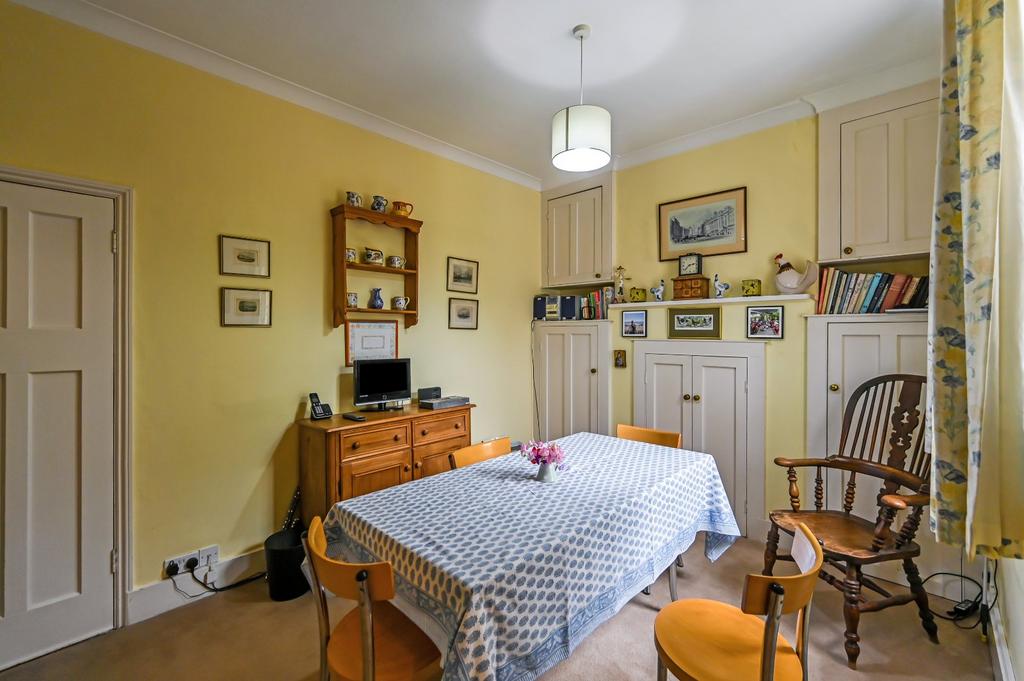 Breakfast Room