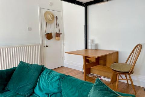 Flat 1, Chine View, 5 Mckinley Road, Bournemouth, BH4 8AG