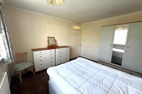 3 Beverley Close, Selsey, Chichester, PO20 0DR