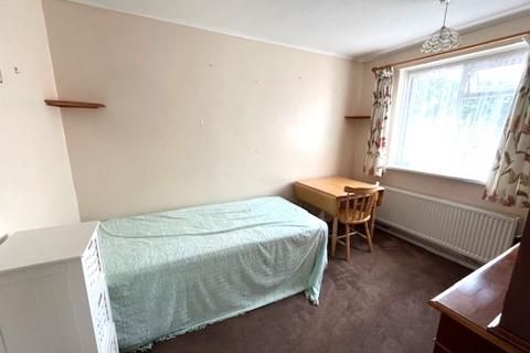 3 Beverley Close, Selsey, Chichester, PO20 0DR