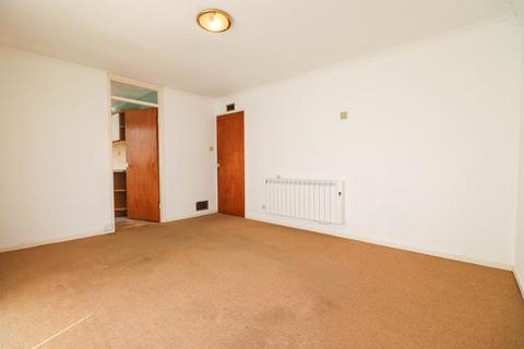 2 bedroom flat for sale, Longholme Road, Harraby, Carlisle, CA1