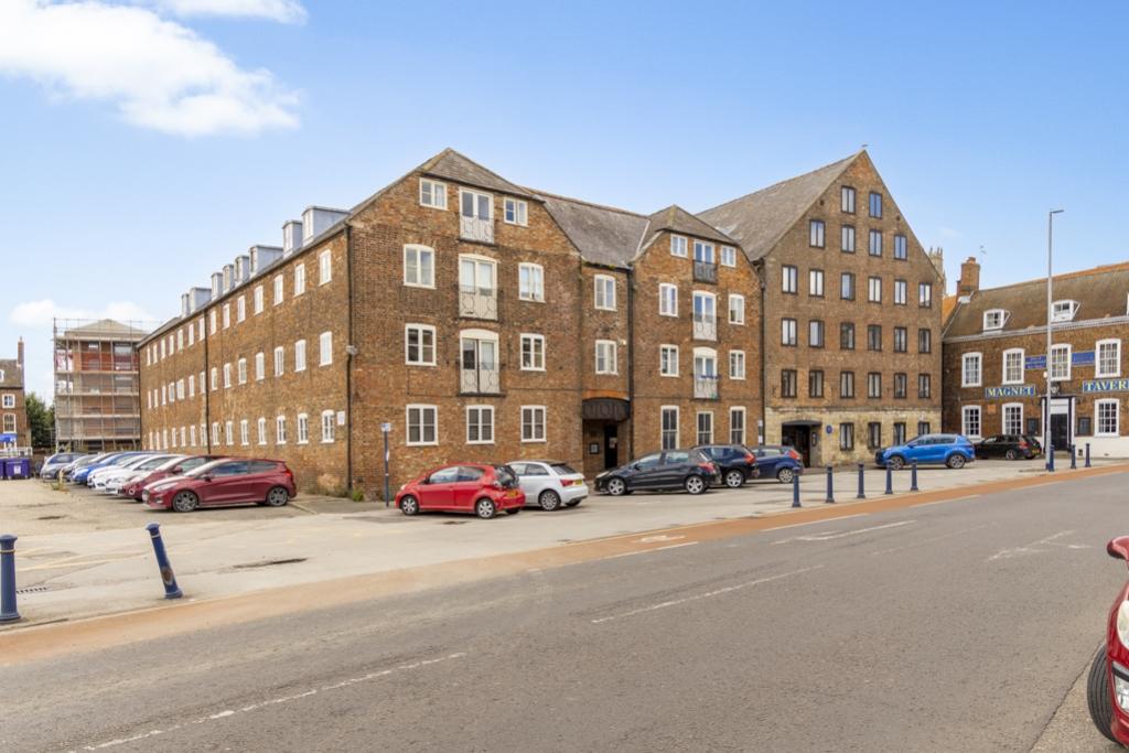 Flat 11, Haven Hall (Boston)-1