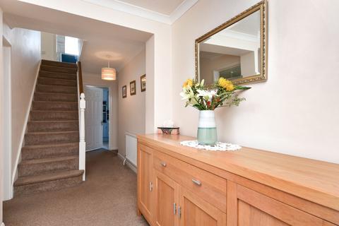 46 Bishopsteignton, Shoeburyness, Southend-on-sea, SS3 8AF