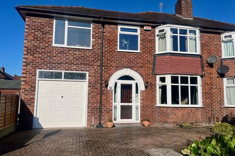 4 bedroom semi-detached house for sale, Bradgate Avenue, Heald Green SK8