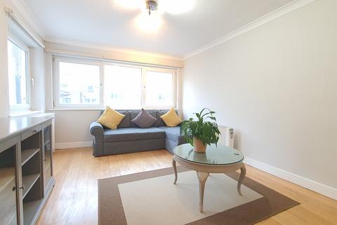 1 bedroom apartment to rent, Gloucester Terrace, Paddington W2