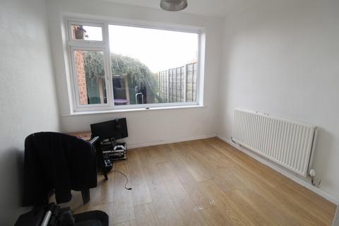 64 Beacon Road, Romiley, Stockport, SK6 3ET
