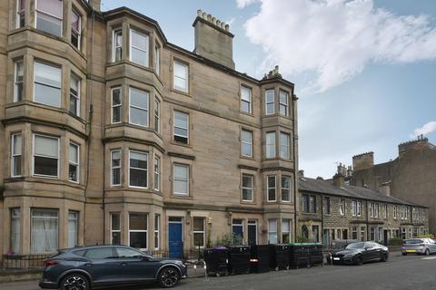 20/2 Darnell Road, Edinburgh, EH5 3PL