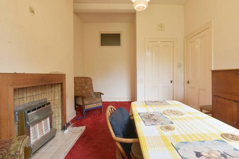 20/2 Darnell Road, Edinburgh, EH5 3PL
