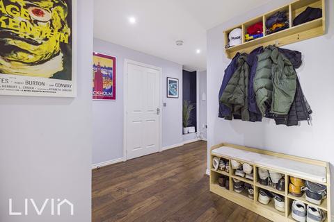 2 bedroom flat for sale, Dunedin Court, Croydon CR0