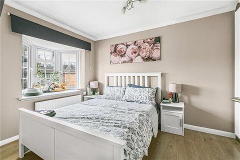 3 bedroom terraced house for sale, Queensbridge Park, Isleworth, TW7