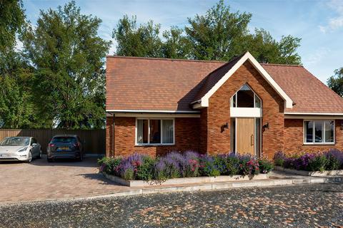 2 bedroom detached bungalow for sale, Bear Lane, Henley-In-Arden B95