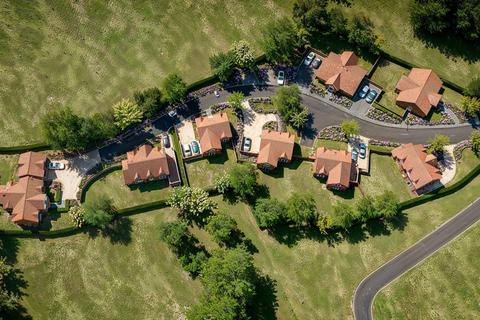 2 bedroom detached bungalow for sale, Bear Lane, Henley-In-Arden B95