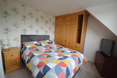15 Hazel Way, Snedshill, Telford, TF2 9HJ