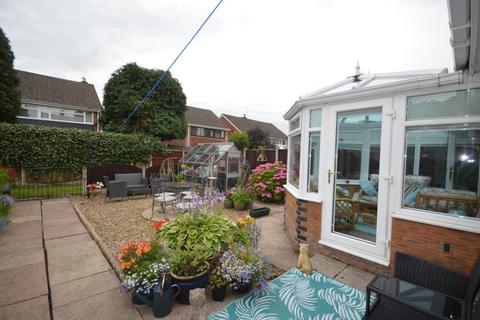 15 Hazel Way, Snedshill, Telford, TF2 9HJ