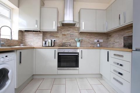 2 bedroom terraced house to rent, Filton Avenue, Bristol BS34