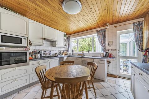 12 Main Road, Littleton, Winchester, SO22 6PS
