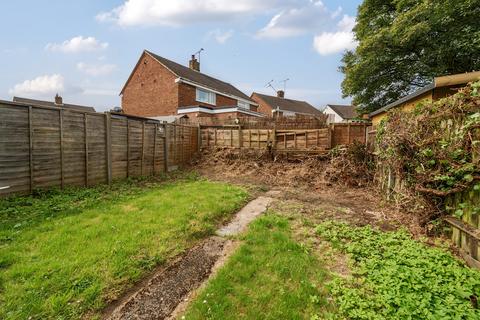 25 Blackthorn Drive, Luton, LU2 8EE