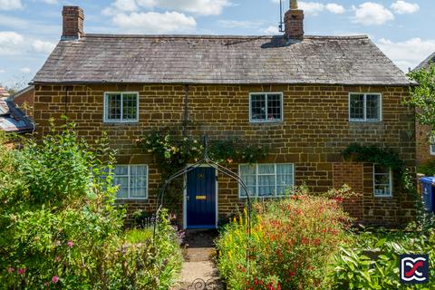 2 bedroom detached house for sale, Hill View, Eydon NN11