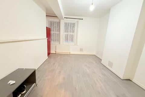 undefined, Telegraph Mews, Ilford IG3