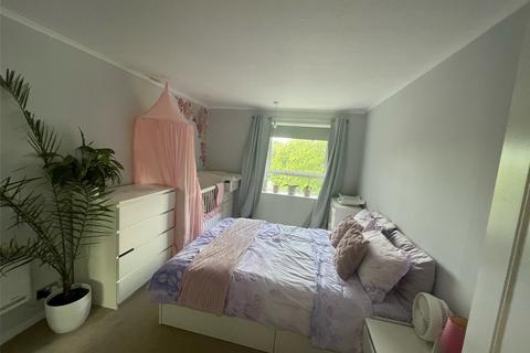 2 bedroom apartment to rent, Tollbar Court, Basinghall Gardens, Sutton, Surrey, SM2