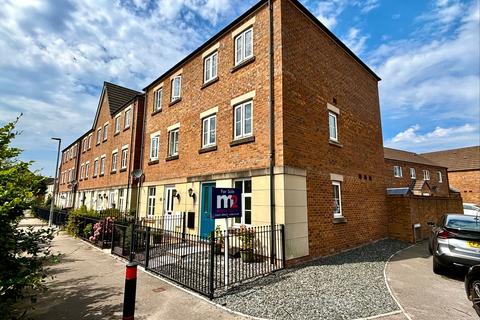 3 bedroom townhouse for sale, Lysaght Circle, Newport NP19