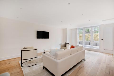 2 bedroom flat for sale, Frognal Rise, London, NW3.