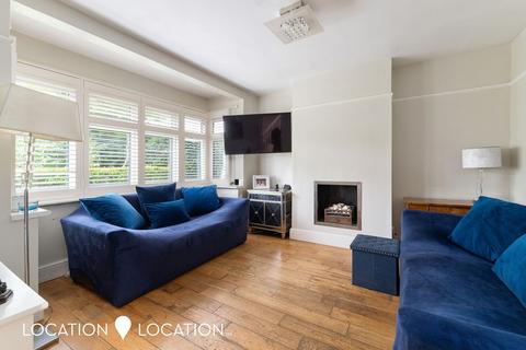 4 bedroom terraced house for sale, Brackley Square, Woodford Green, IG8