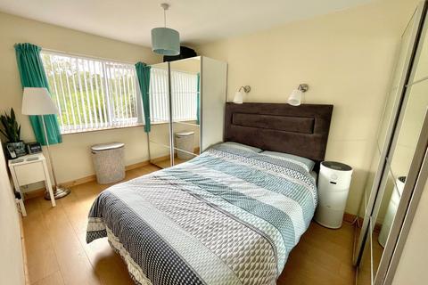 32 Dordon Close, Shirley, Solihull, B90 1AH