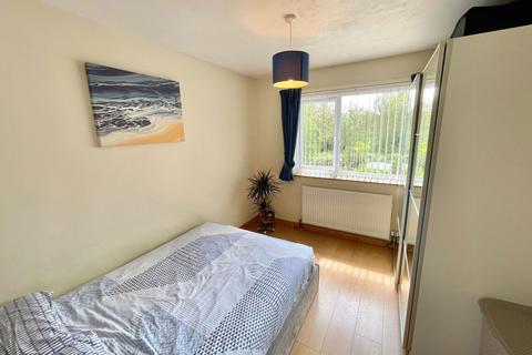 32 Dordon Close, Shirley, Solihull, B90 1AH