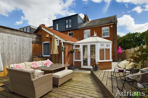 4 bedroom semi-detached house for sale, Writtle Road, Chelmsford